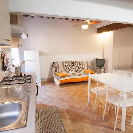 Apartamento Monolocale Nel Centro Di